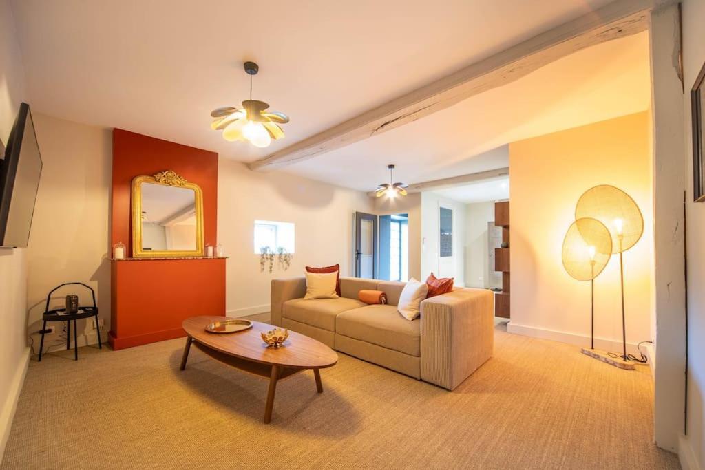 Chateau De - La Delicate Apartment Dracy-le-Fort