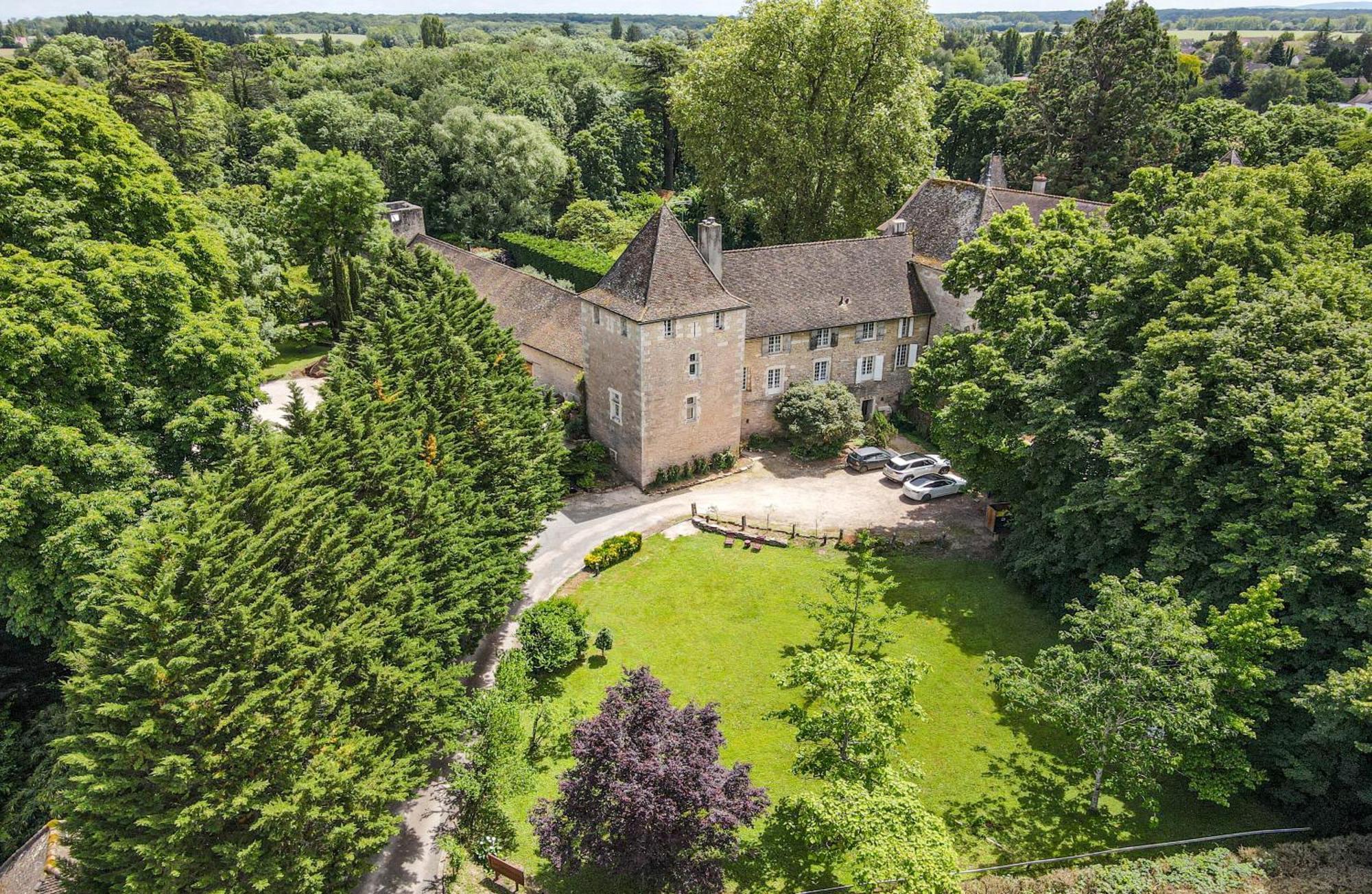 Chateau De - La Delicate Apartment Dracy-le-Fort